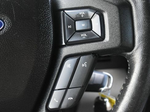 Used 2018 Ford F150 XLT w/ Equipment Group 302A Luxury AWD/4WD image 16
