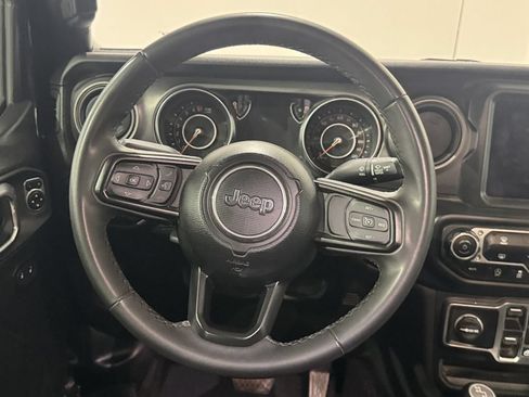 Used 2023 Jeep Gladiator Sport AWD/4WD image 6