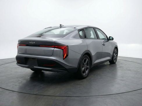 Used 2025 Kia K4 FWD image 9