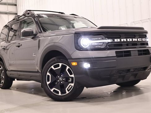 Certified 2024 Ford Bronco Sport Outer Banks w/ Tech Package AWD/4WD image 41