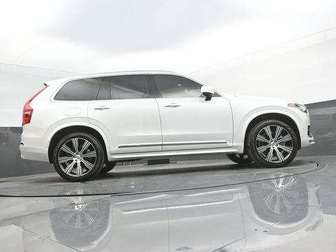 Certified 2025 Volvo XC90 B6 Ultra w/ Protection Package AWD/4WD image 36