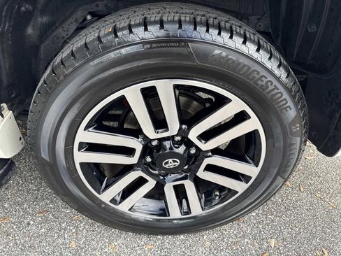 Certified 2020 Toyota 4Runner Limited image 32