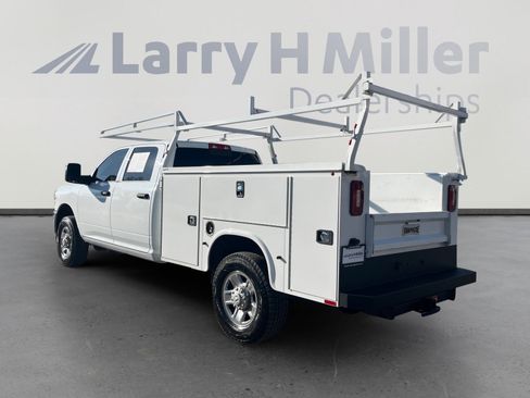 Used 2023 RAM 2500 Tradesman image 3