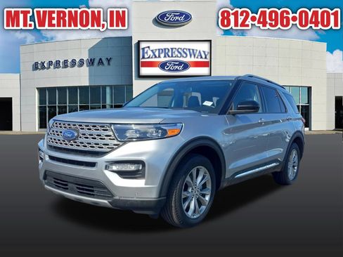 Used 2023 Ford Explorer Limited AWD/4WD image 3