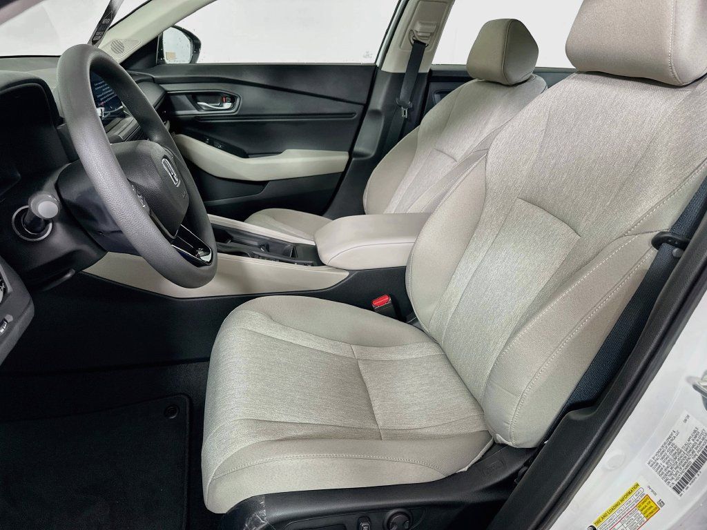 Used 2026 Honda Accord SE image 8