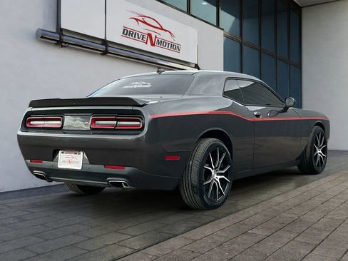 Used 2017 Dodge Challenger GT w/ Driver Convenience Group image 3