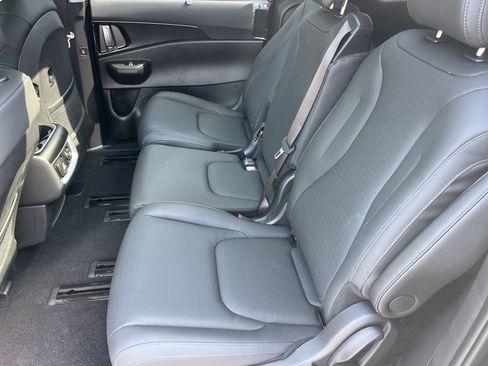 New 2026 Kia Carnival SX Prestige image 22
