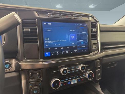 Used 2023 Ford F250 Lariat w/ Sport Appearance Package AWD/4WD image 20