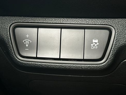 Used 2024 Kia Forte LXS image 30