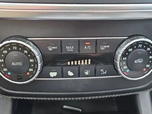 Used 2015 Mercedes-Benz ML 350 2WD image 32