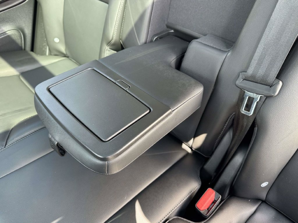 Certified 2025 Volvo XC90 B5 Core AWD/4WD image 10