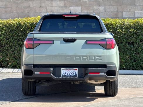 Used 2022 Hyundai Santa Cruz SEL w/ Activity Package FWD image 5