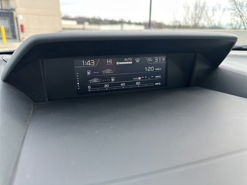 Used 2022 Subaru Impreza 2.0i Limited image 21