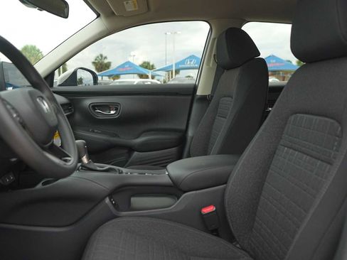 New 2026 Honda HR-V LX image 11