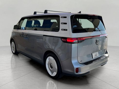 New 2025 Volkswagen ID. Buzz Pro S Plus AWD/4WD image 5