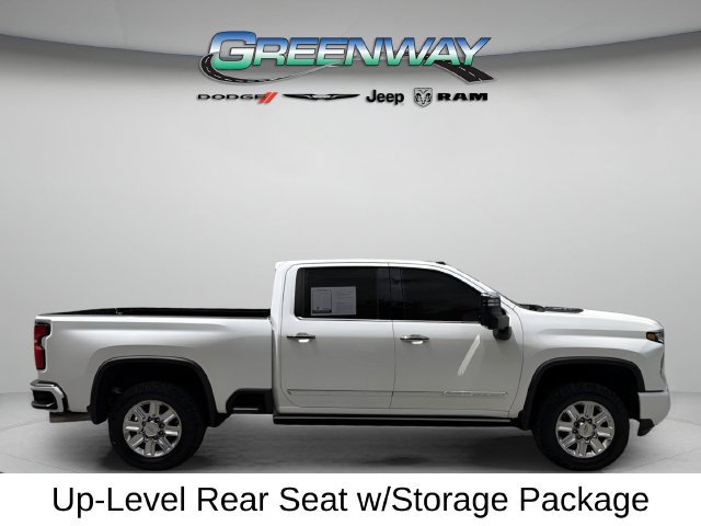 Used 2024 Chevrolet Silverado 2500 High Country w/ High Country Premium Package AWD/4WD image 6