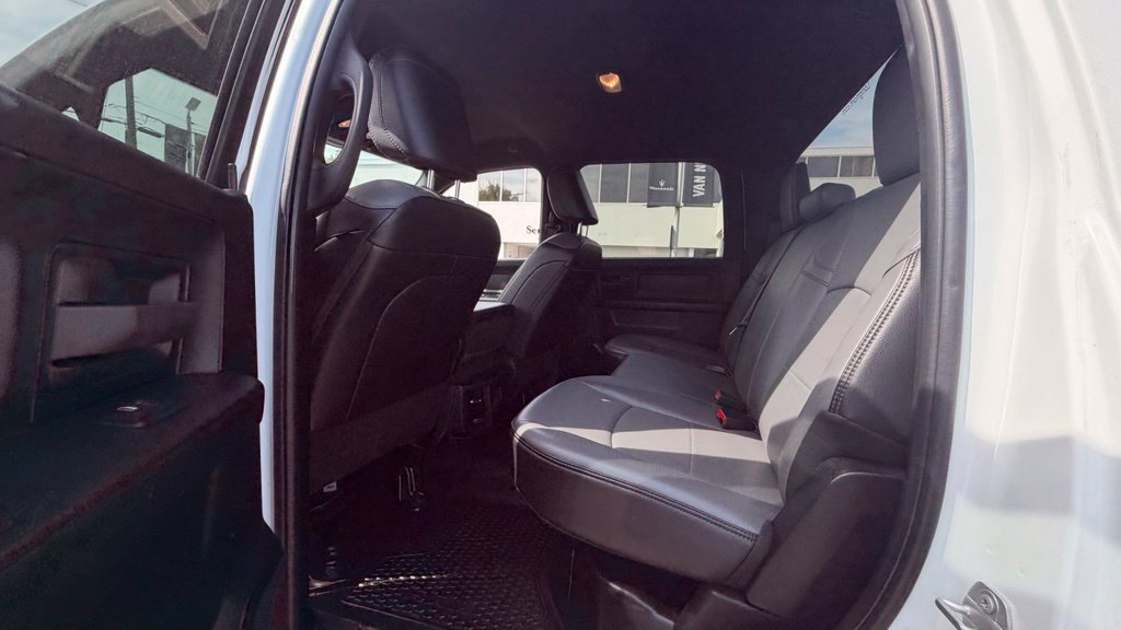 Used 2024 RAM 2500 Tradesman w/ Chrome Appearance Group AWD/4WD image 7