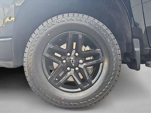 Used 2024 Chevrolet Silverado 1500 LT Trail Boss w/ LT Trail Boss Premium Package AWD/4WD image 24