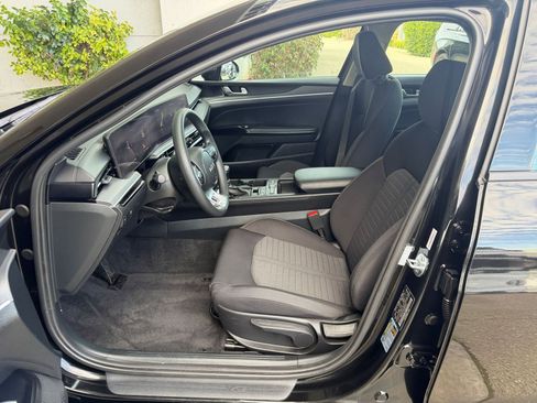 Used 2025 Kia K5 LXS image 28