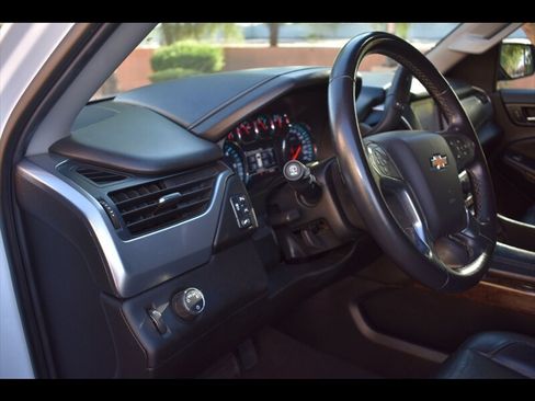 Used 2019 Chevrolet Tahoe LT RWD image 13