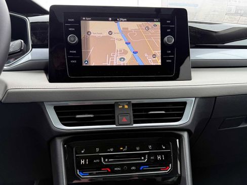 New 2026 Volkswagen Taos SEL image 12