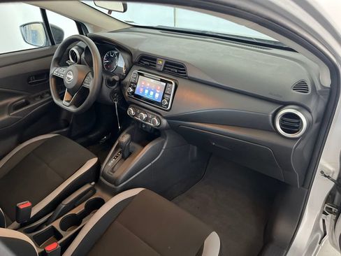 Used 2025 Nissan Versa S w/ Trunk Package FWD image 21
