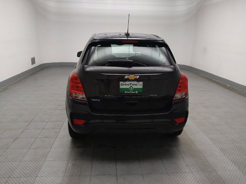 Used 2020 Chevrolet Trax LS image 6