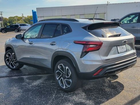 New 2026 Chevrolet Trax RS w/ Sunroof Package image 7