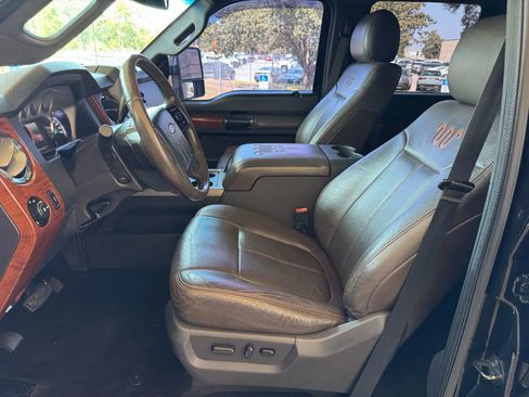 Used 2016 Ford F350 King Ranch w/ King Ranch w/Chrome Package image 10