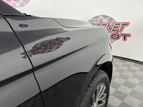 Used 2020 Ford Expedition Limited w/ Equipment Group 301A AWD/4WD image 35