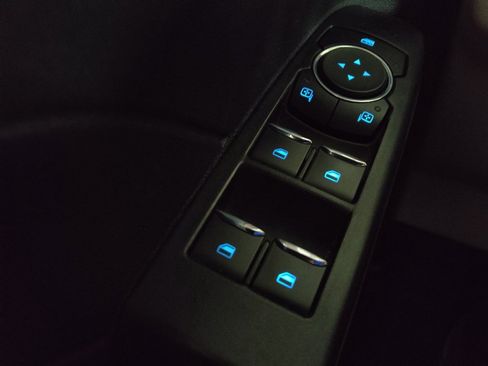 Used 2021 Ford Escape SE w/ Cold Weather Package FWD image 27
