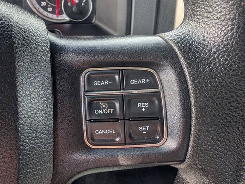 Used 2013 RAM 1500 Classic SLT w/ Premium Display Pkg AWD/4WD image 23