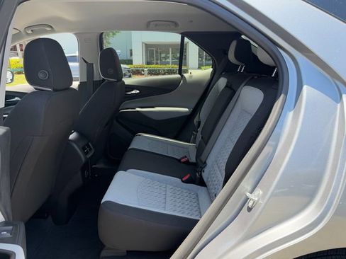 Certified 2024 Chevrolet Equinox LS w/ LS Convenience Package FWD image 11