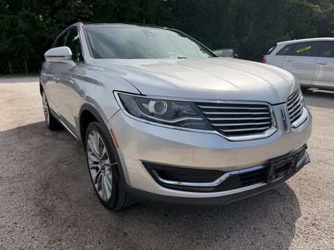Used 2016 Lincoln MKX Reserve w/ Climate Package AWD/4WD image 5
