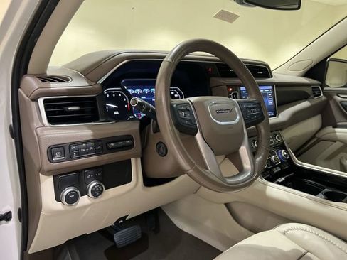Used 2021 GMC Yukon Denali RWD image 9