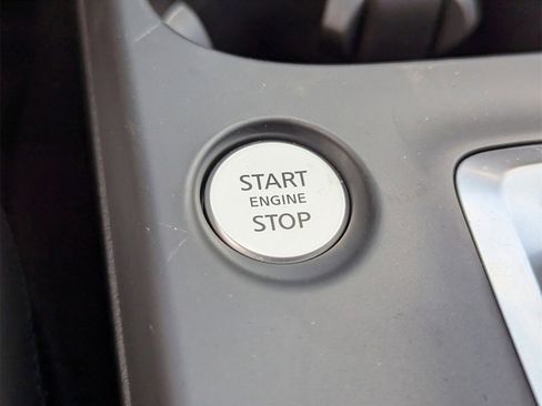 Certified 2025 INFINITI QX55 Essential image 30