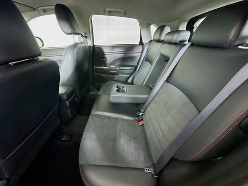 Used 2024 Mitsubishi Outlander Sport AWD image 26