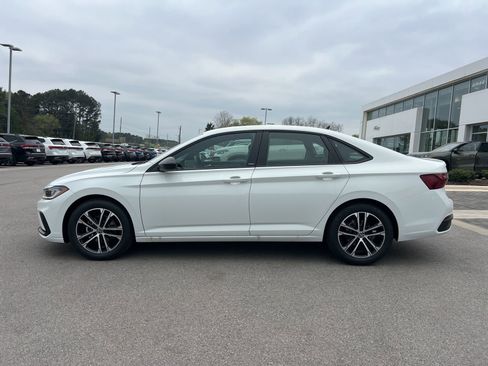 New 2026 Volkswagen Jetta Sport FWD image 3