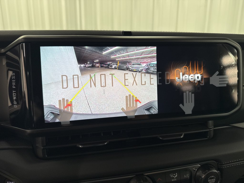 New 2026 Jeep Gladiator Sport AWD/4WD image 22