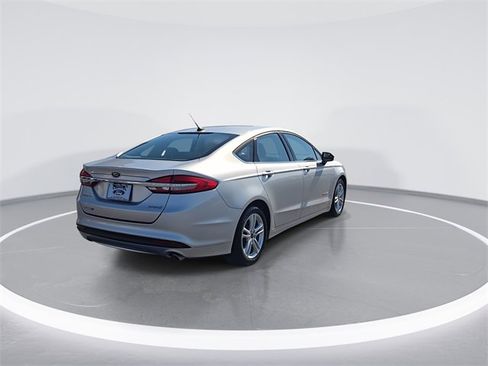 Used 2018 Ford Fusion S image 8