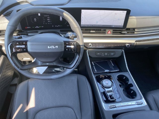New 2027 Kia Carnival SX FWD image 9