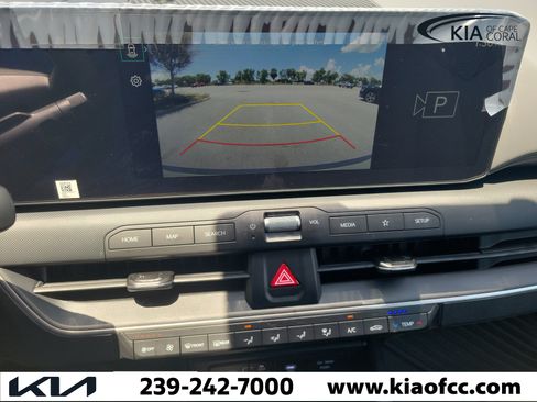 New 2026 Kia K4 FWD image 25