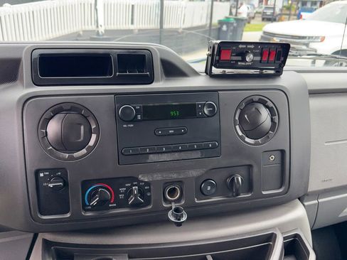 Used 2013 Ford E-350 and Econoline 350 Super Duty w/ PWR Group RWD image 22