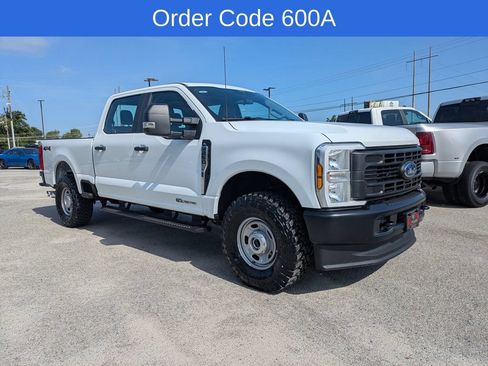 Used 2026 Ford F250 XL AWD/4WD image 2