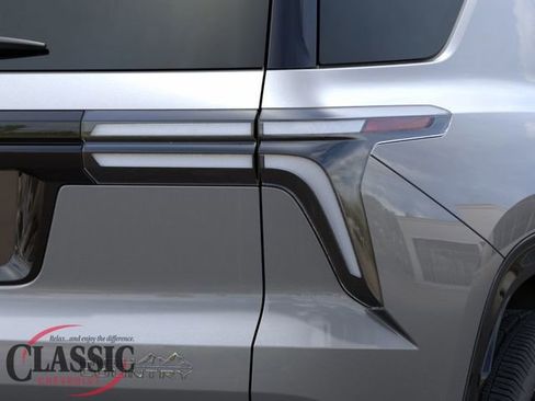 New 2026 Chevrolet Traverse High Country AWD/4WD image 13