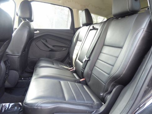 Used 2015 Ford Escape Titanium image 16