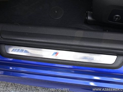 Used 2024 BMW 330i Sedan w/ M Sport Package RWD image 39