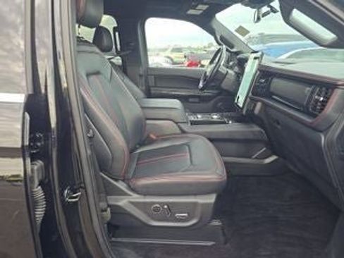 Used 2023 Ford Expedition Limited AWD/4WD image 16