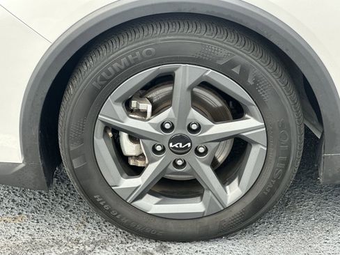 Used 2025 Kia K4 FWD image 13