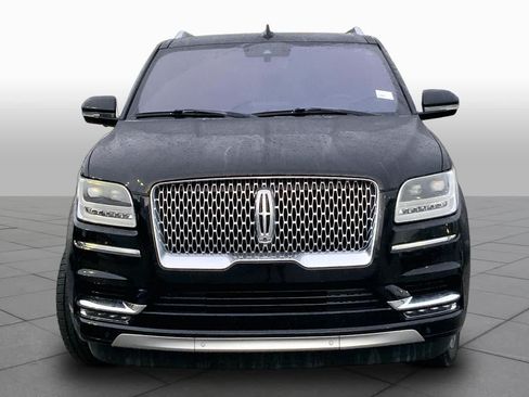 Used 2018 Lincoln Navigator Select w/ Technology Package RWD image 4